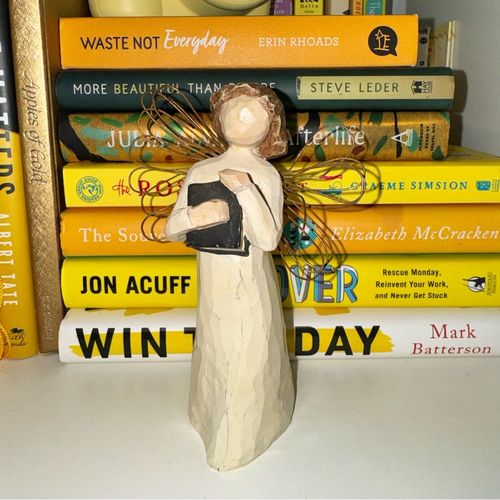 Willow Tree Angel of learning Figurine with Book